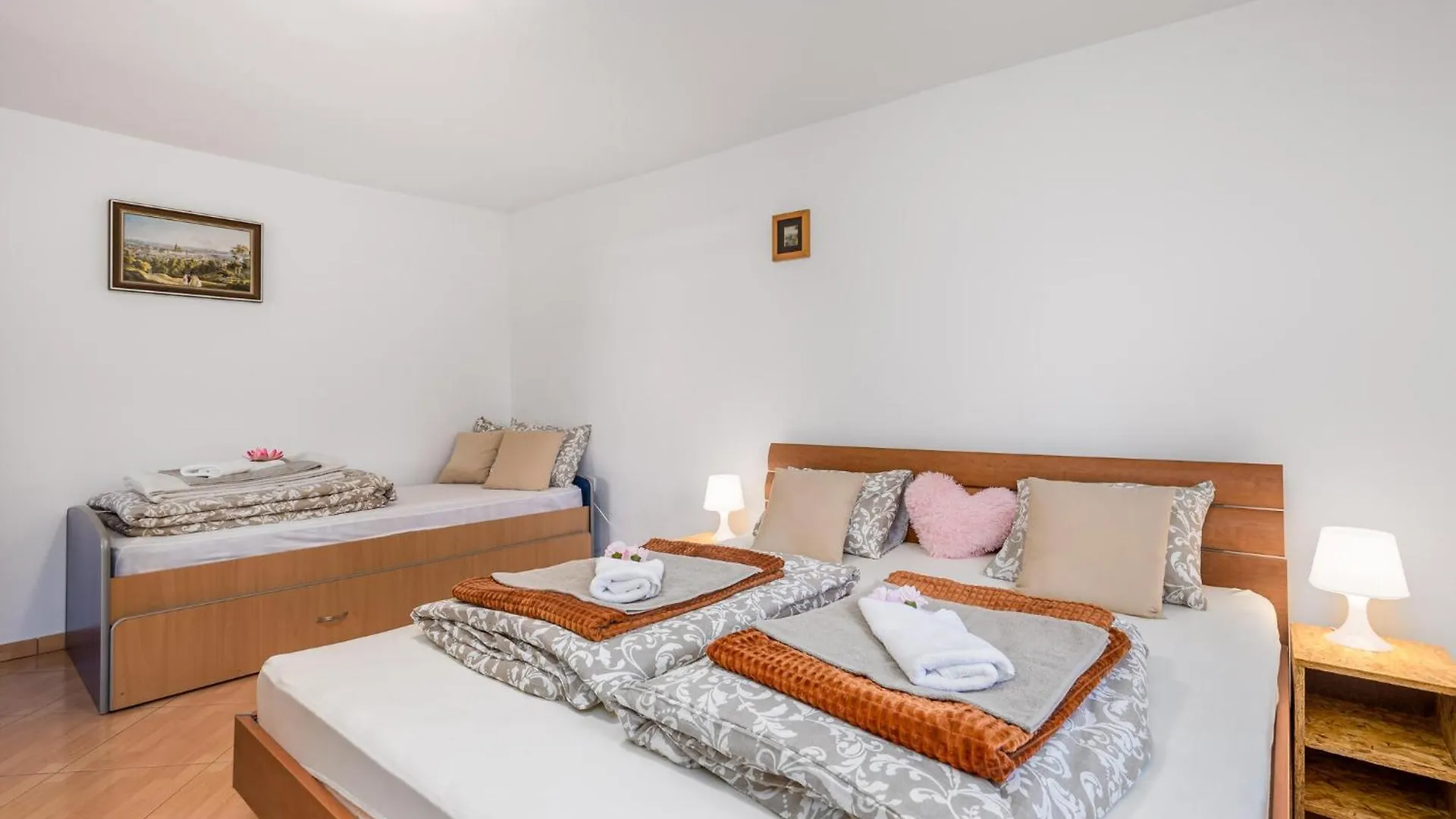 1 Bedroom Cozy Apartment In Lokve 0*,